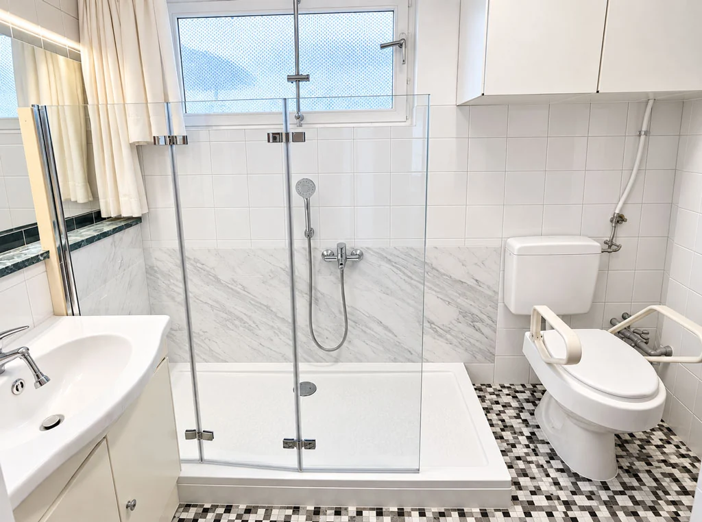Wanne zur Dusche